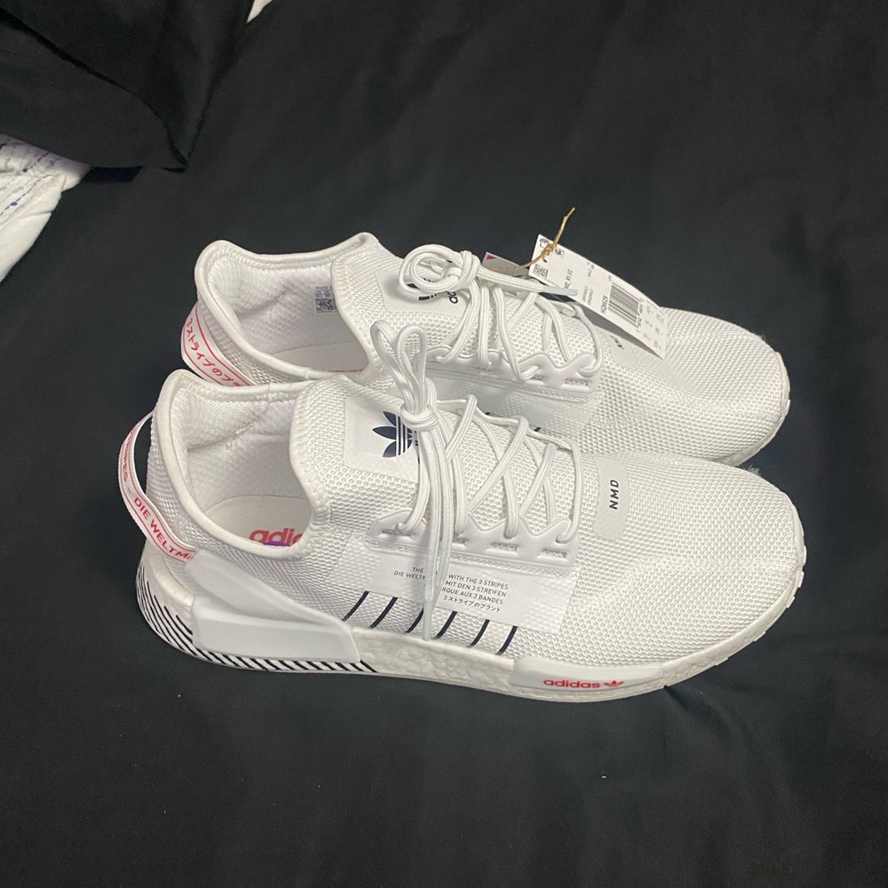 Adidas NMD R1 V2 ‘White Black Scarlet’ JD Sports Exclusive Sneakers - Picture 4 of 4